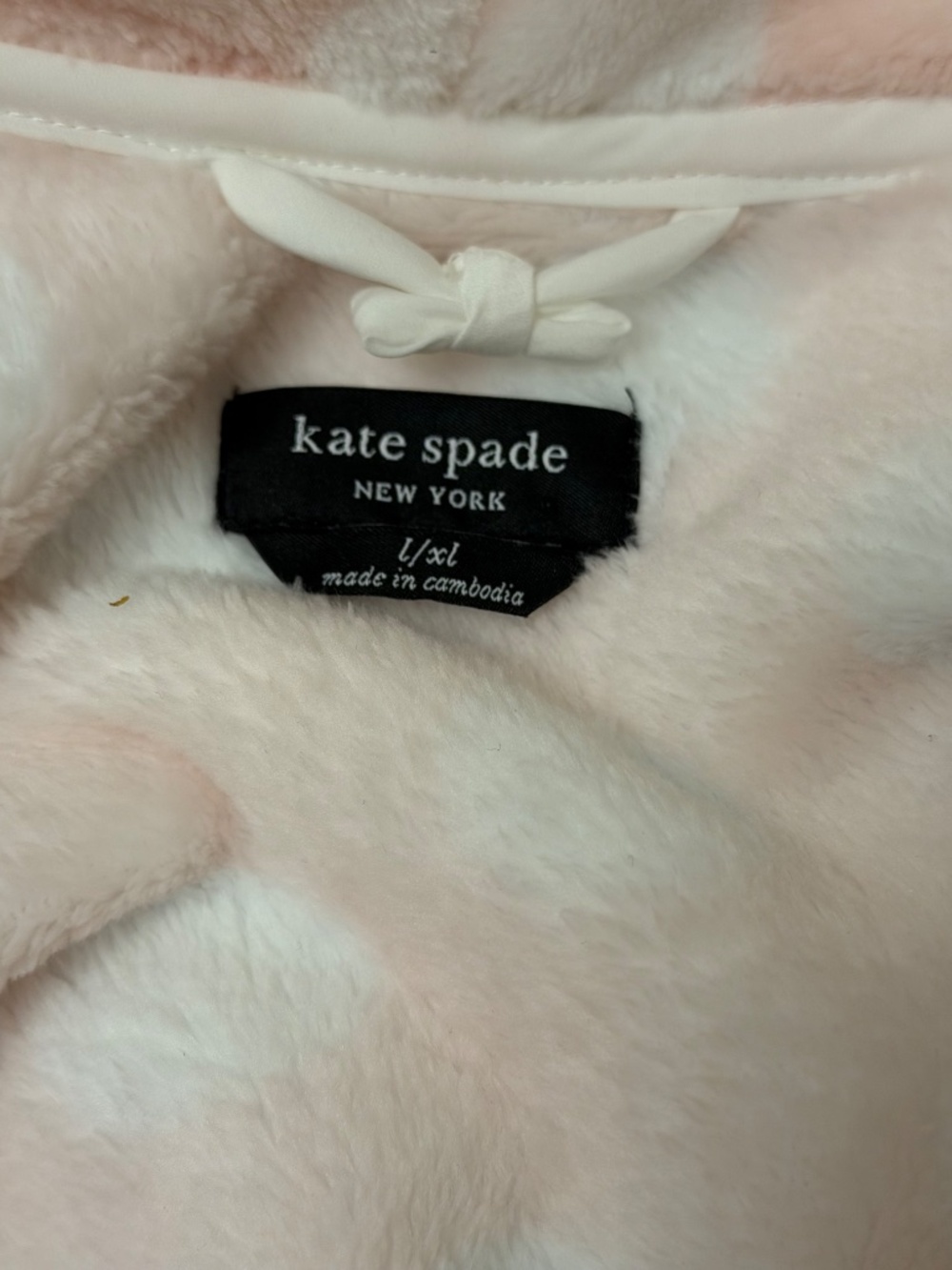 Super Soft Kate Spade Robe - Picture 2 of 5